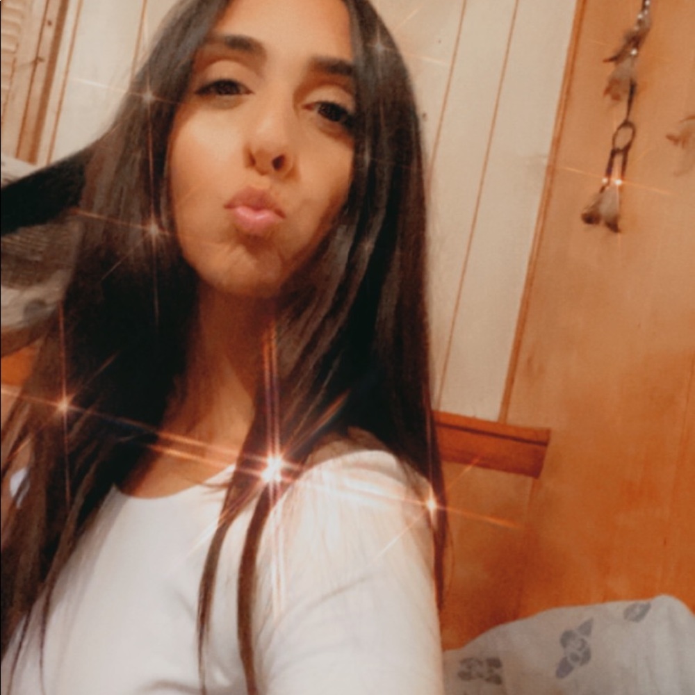 Meet your Posher, Radha